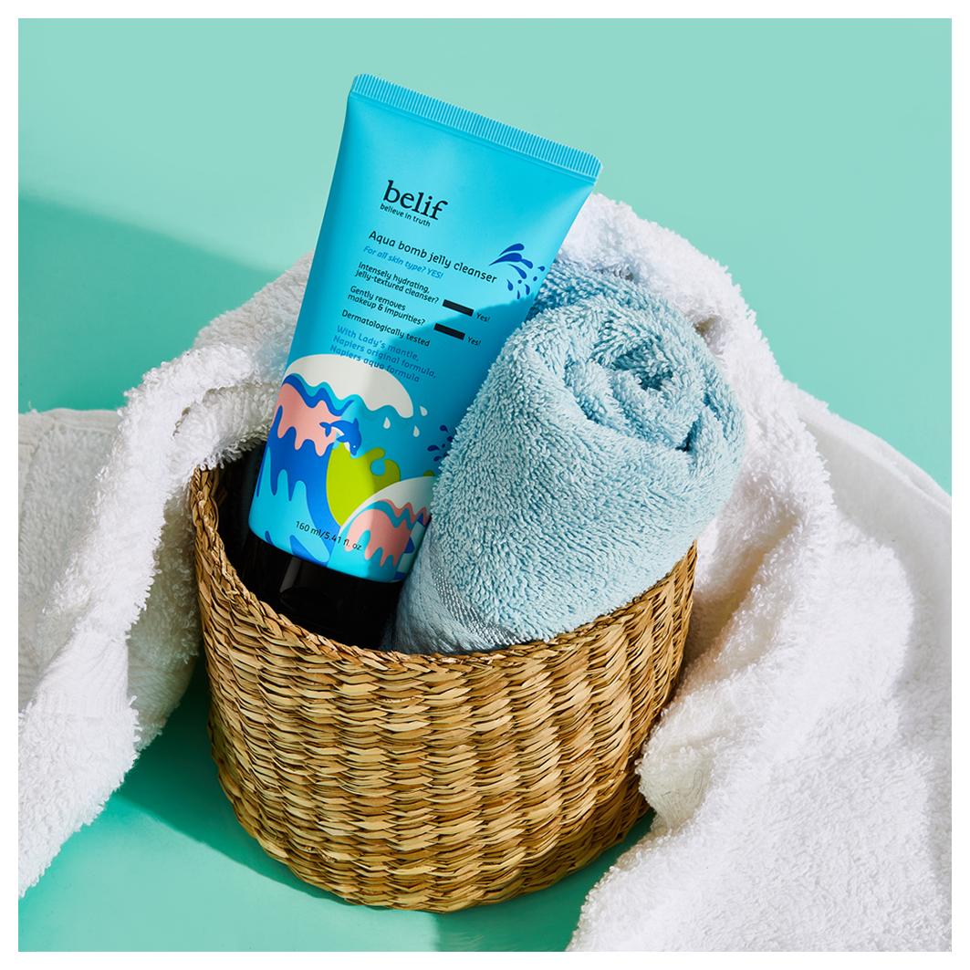 Aqua Bomb Jelly Cleanser