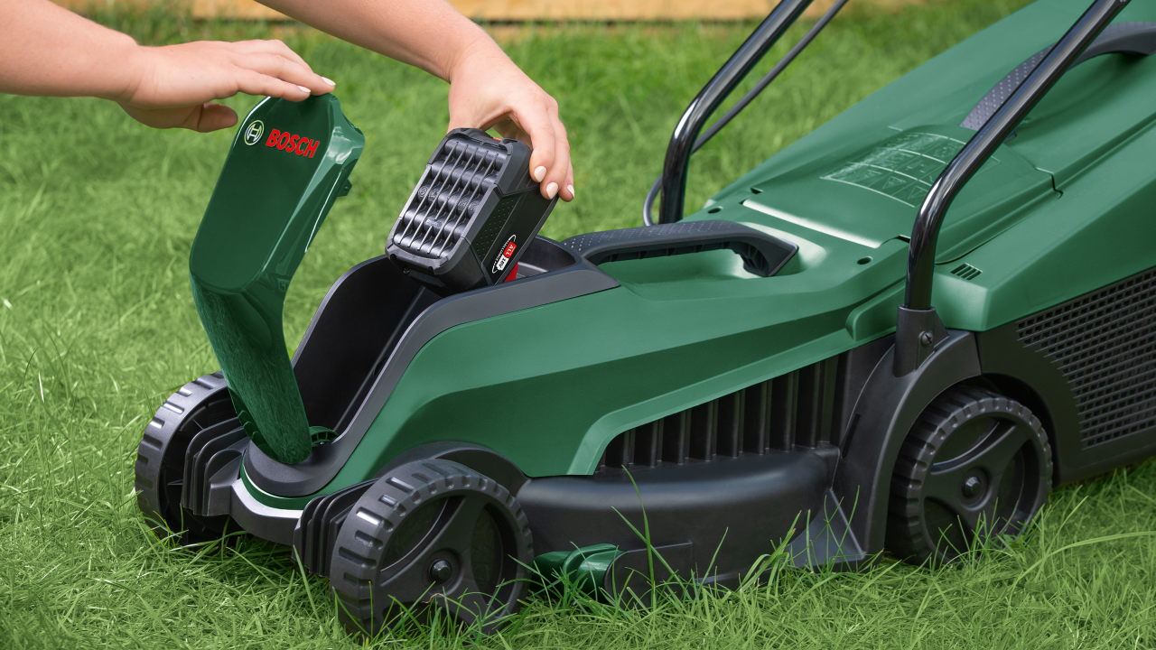 EasyMower 18V-32-200 - 1 x 4,0-Ah-Akku | Ladegerät