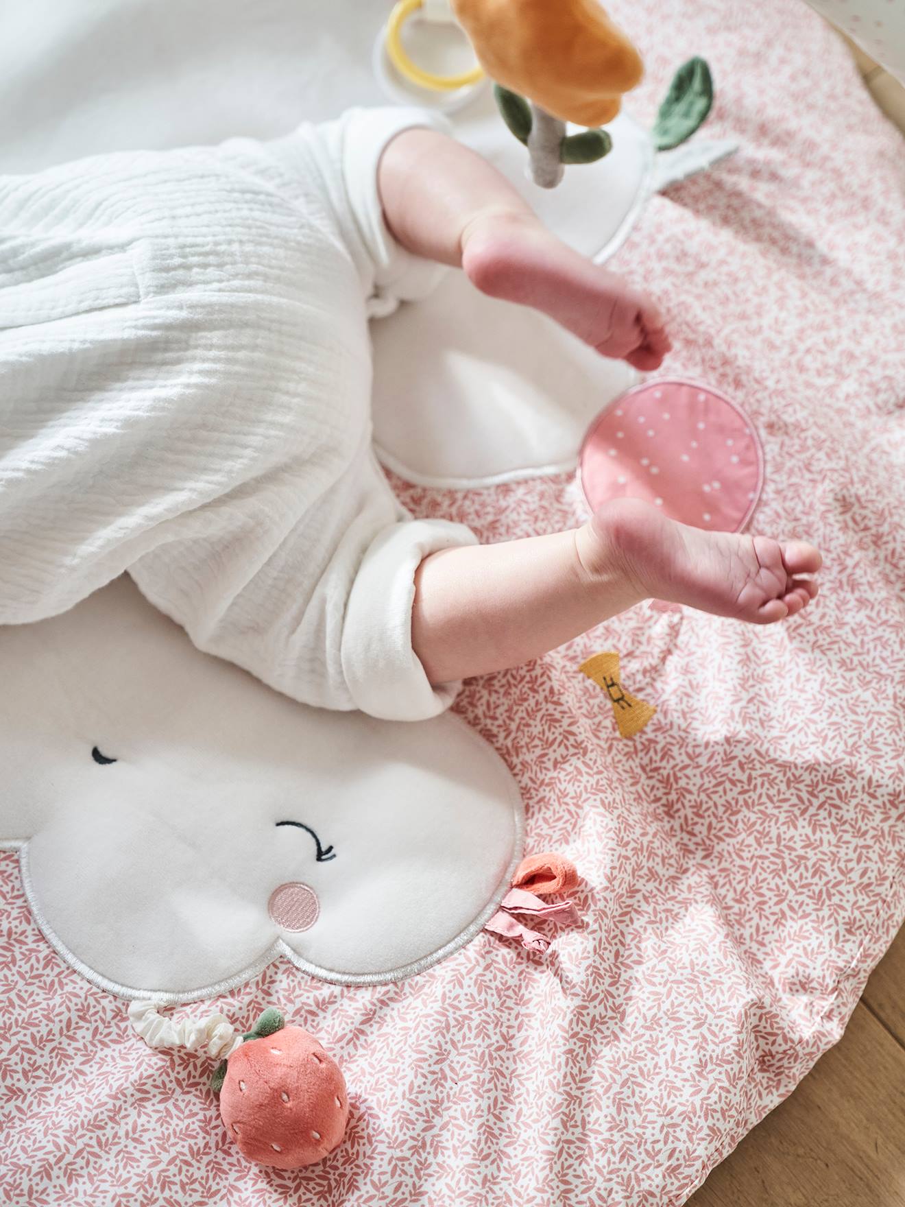 Tapis d'éveil VOYAGE AU PAYS ROSE rose