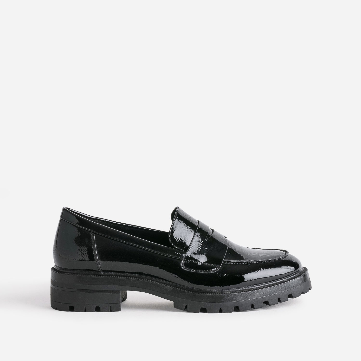 Mocassin TEXTO noir verni cranté