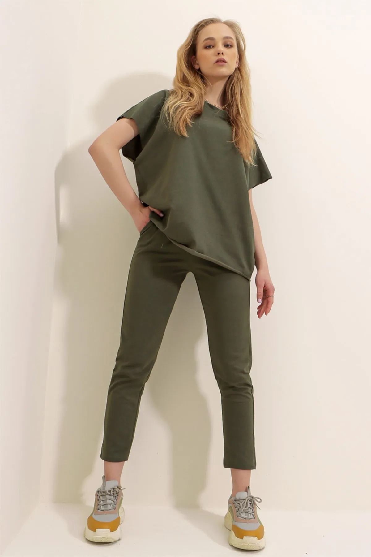 Trend Alaçatı Stili  Trainingsanzug - Khaki - Regular Fit