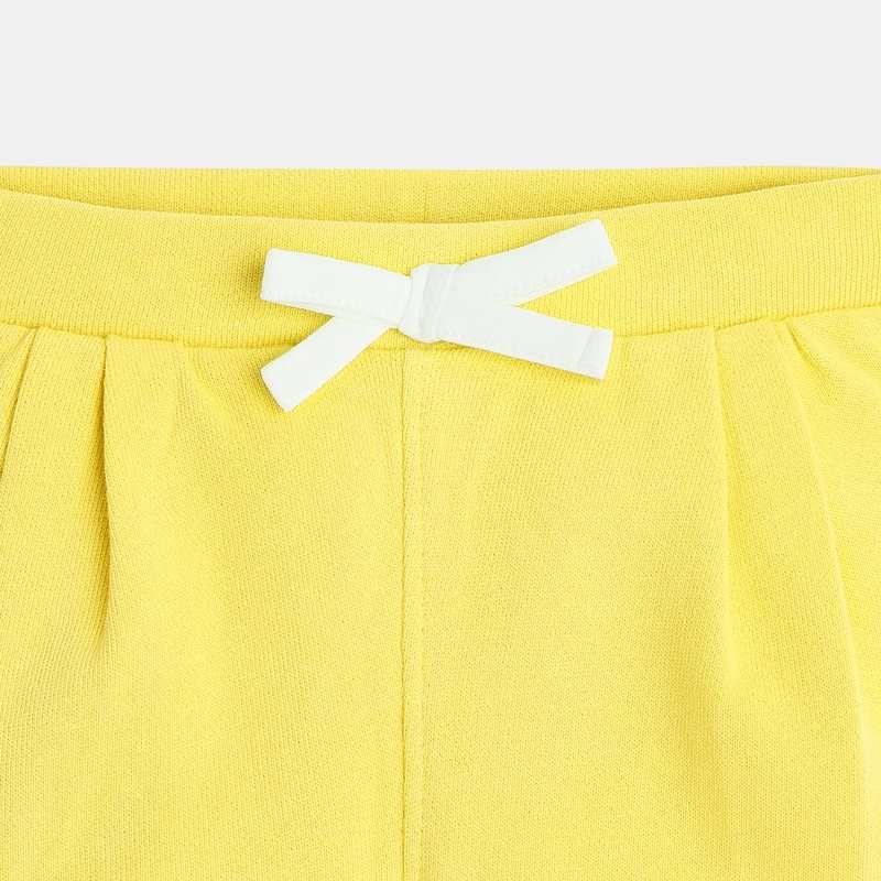 Short à plis en molleton jaune bébé fille