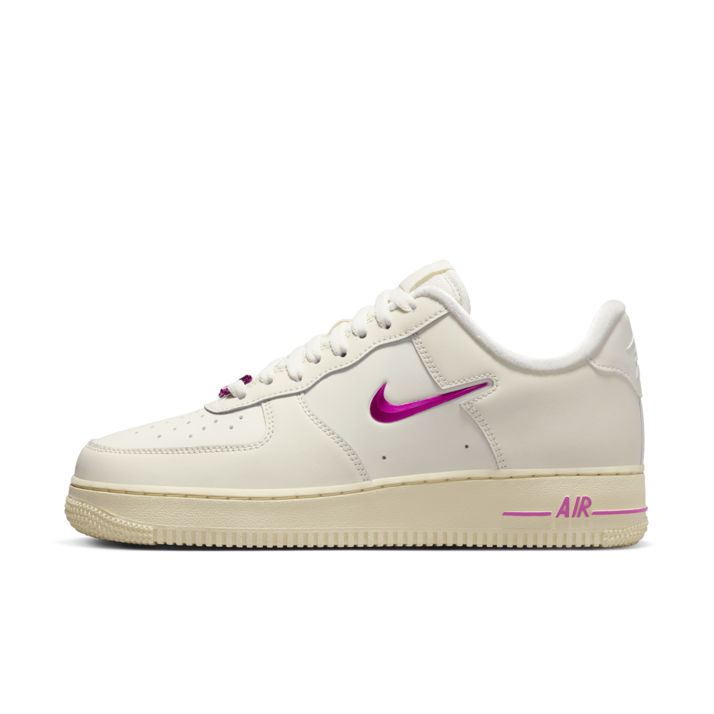 Nike Air Force 1 07 SE FB8251-101 / weiss