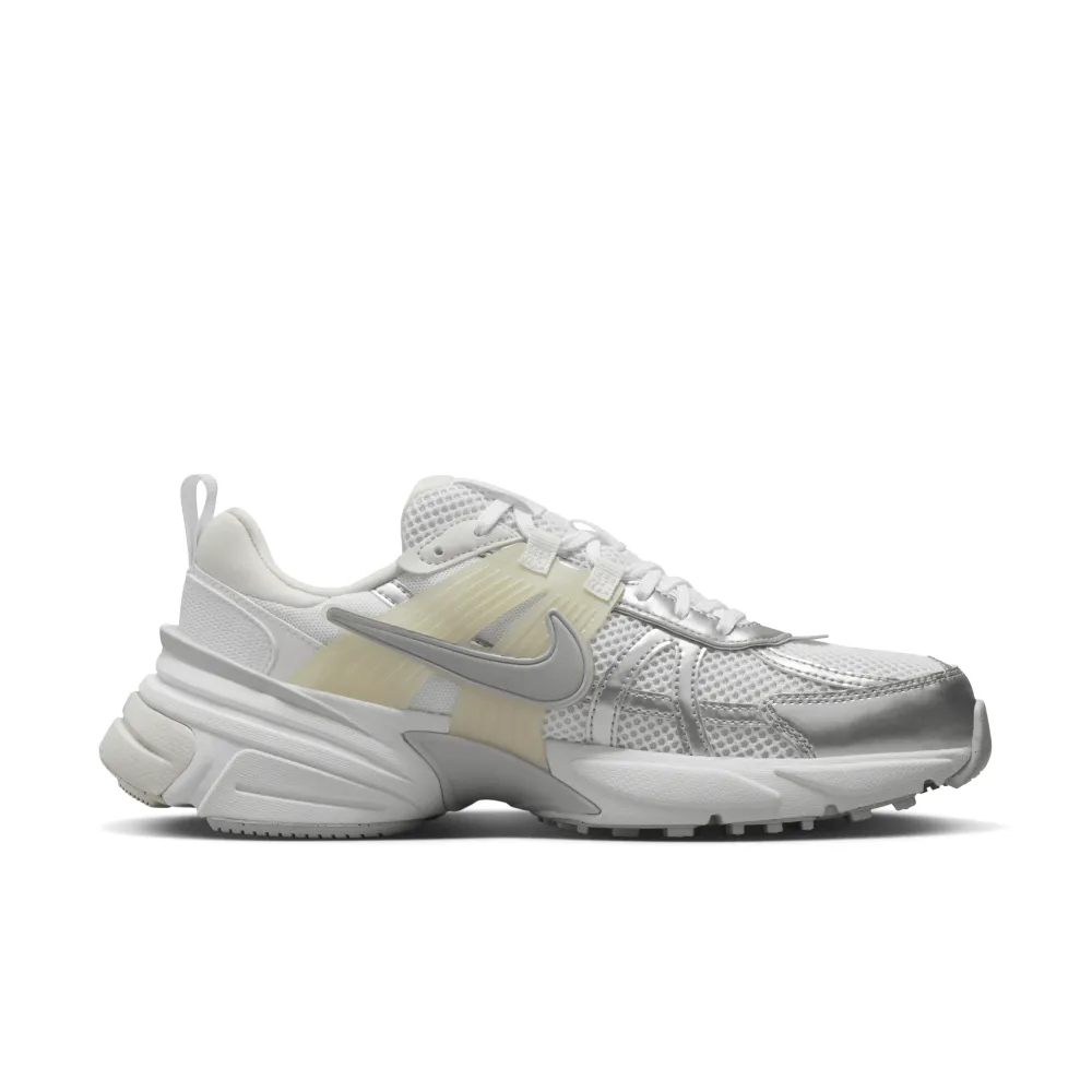 Nike V2K Run FD0736-104 / weiss