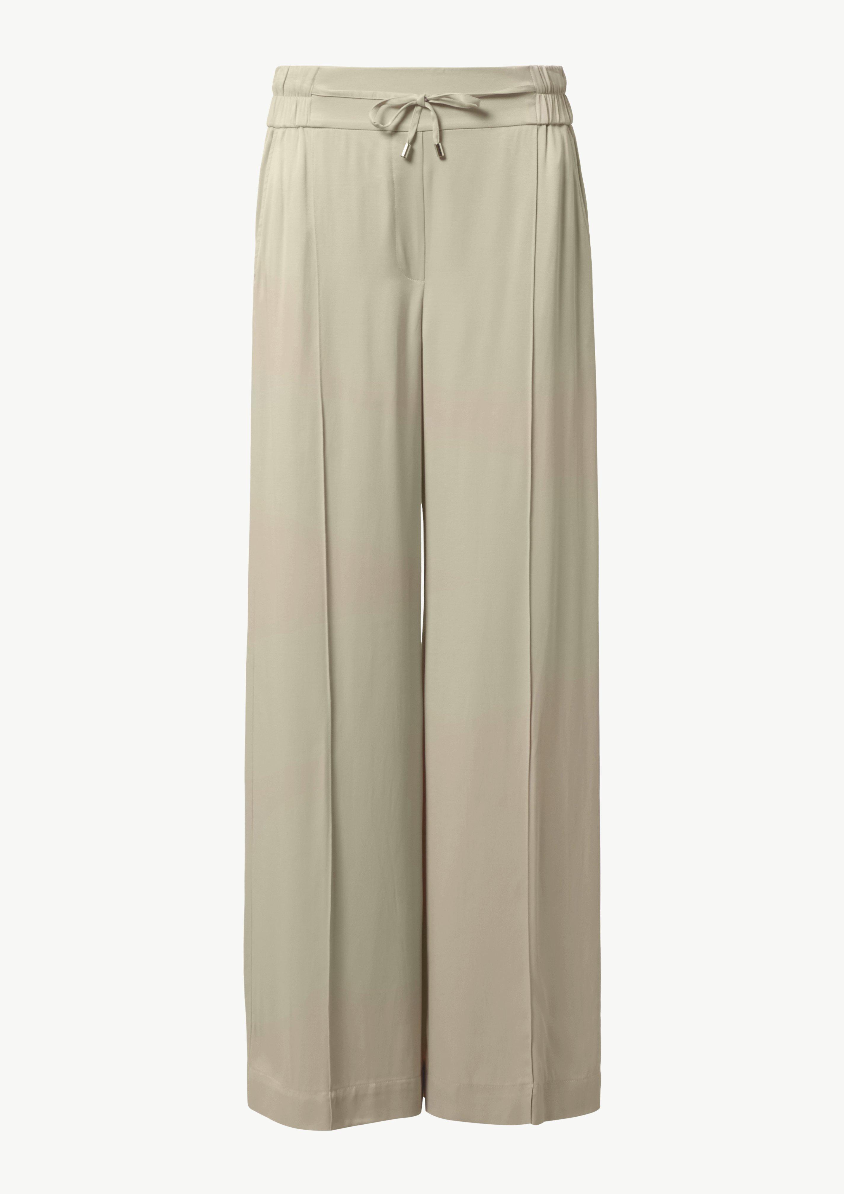 Feminine Schlupfhose aus Satin - helles beige