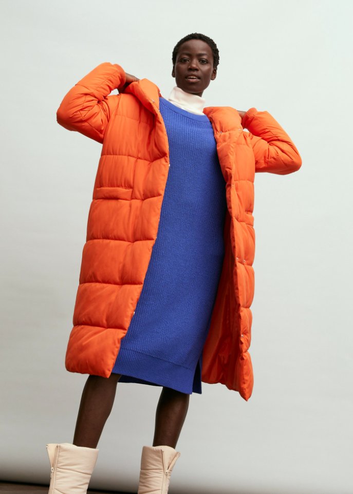 Wattierter Oversize-Mantel mit Kapuze, aus recyceltem Polyester