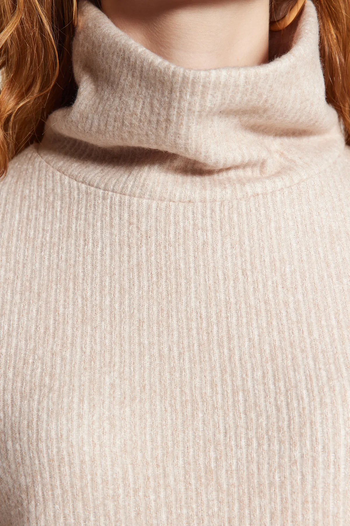 Trendyol Collection  Beigefarbenes, geripptes, flexibles Shift-/gerades Maxi-Strickkleid mit Rollkragen TWOAW24EL00621