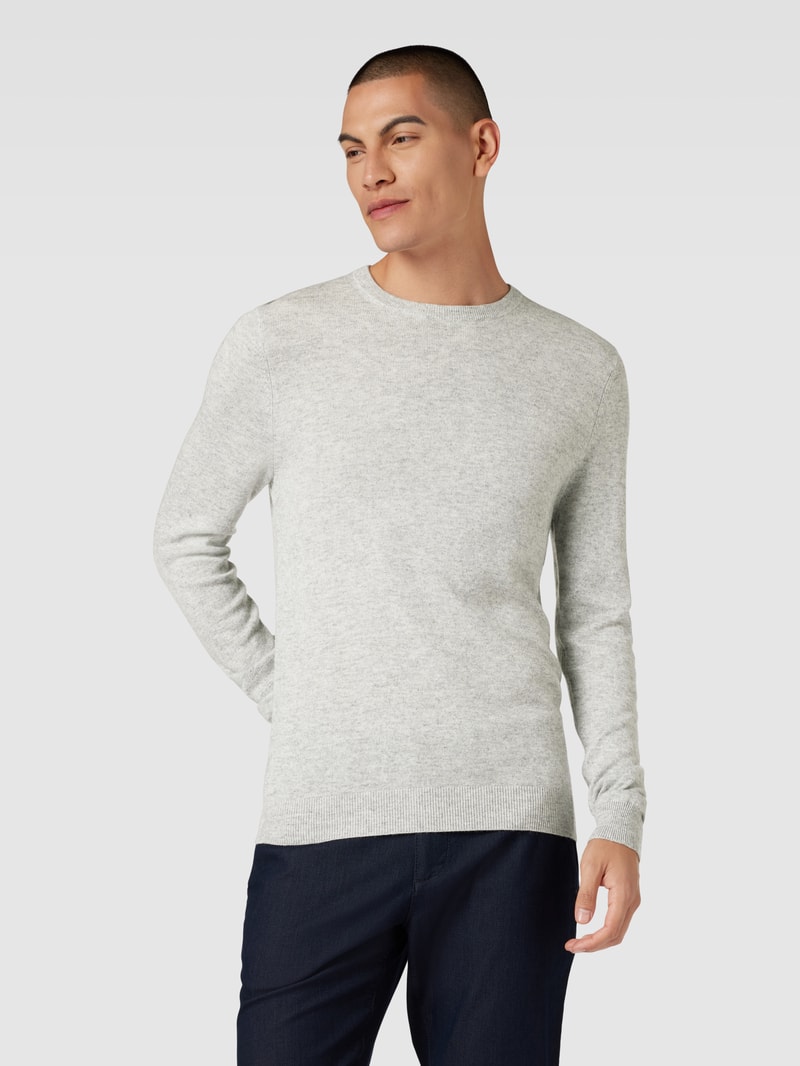 Strickpullover in melierter Optik in hellgrau