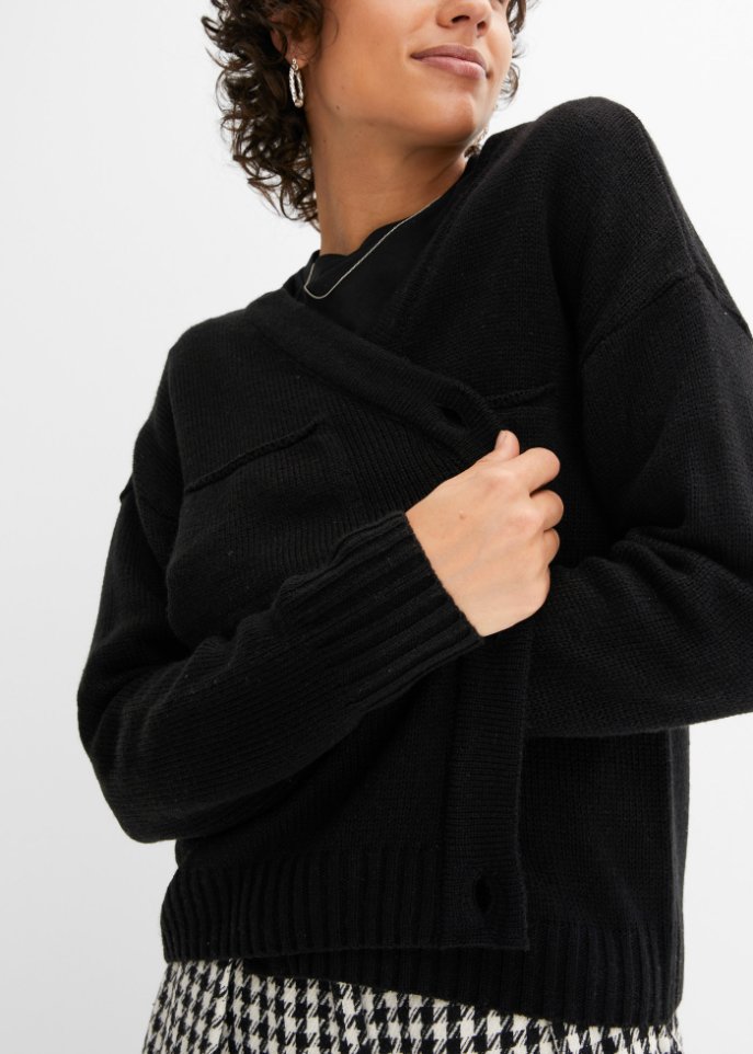Verkürzte Strickjacke mit großen Taschen