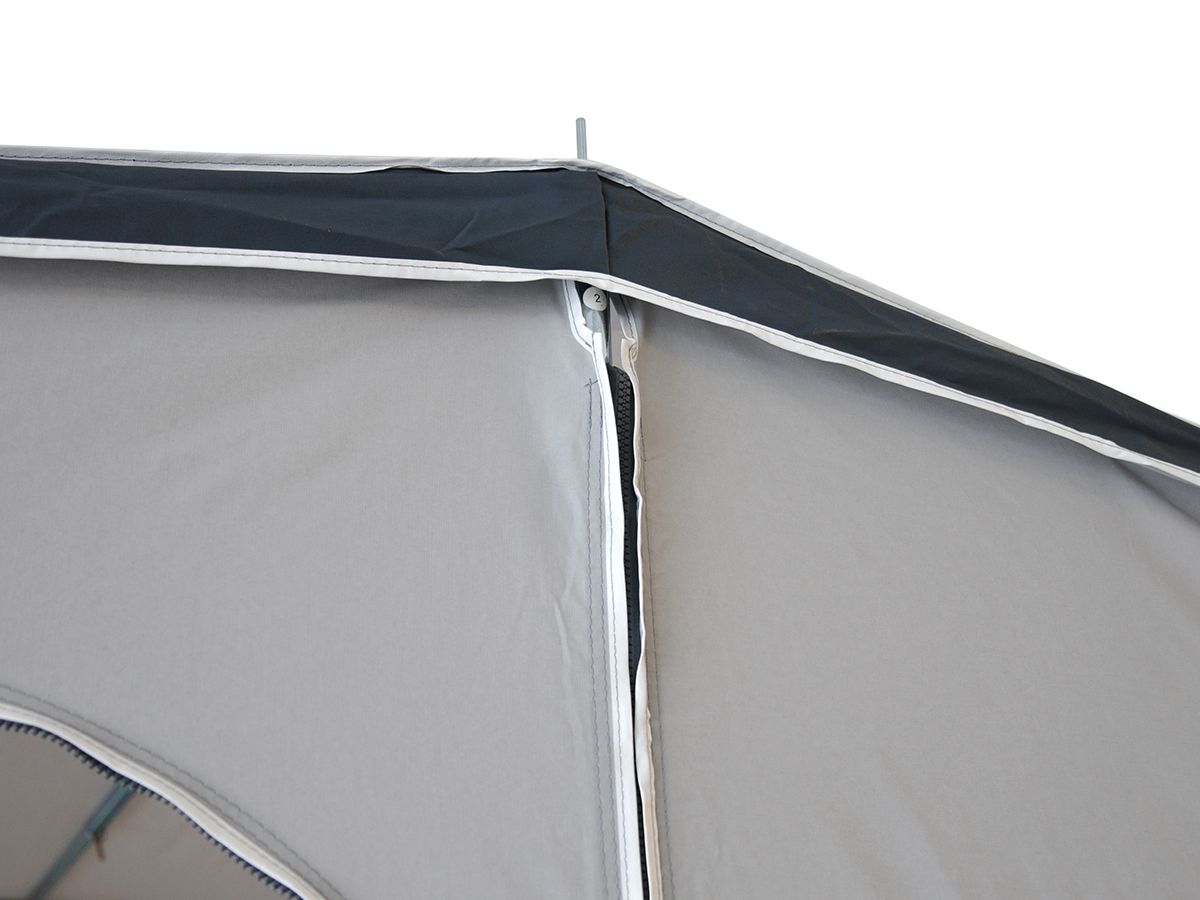 Hypercamp Vorderwand