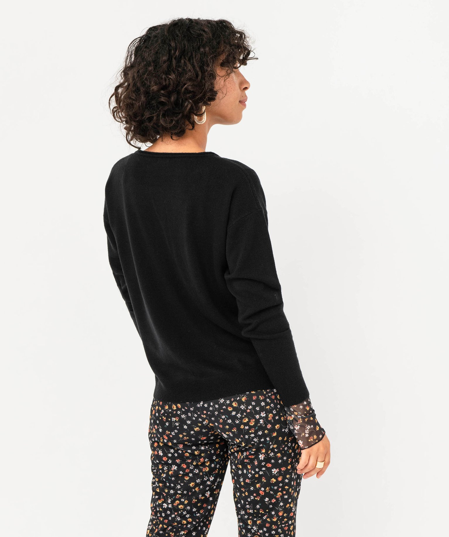Pull à col rond finitions roulottées femme noir | GEMO