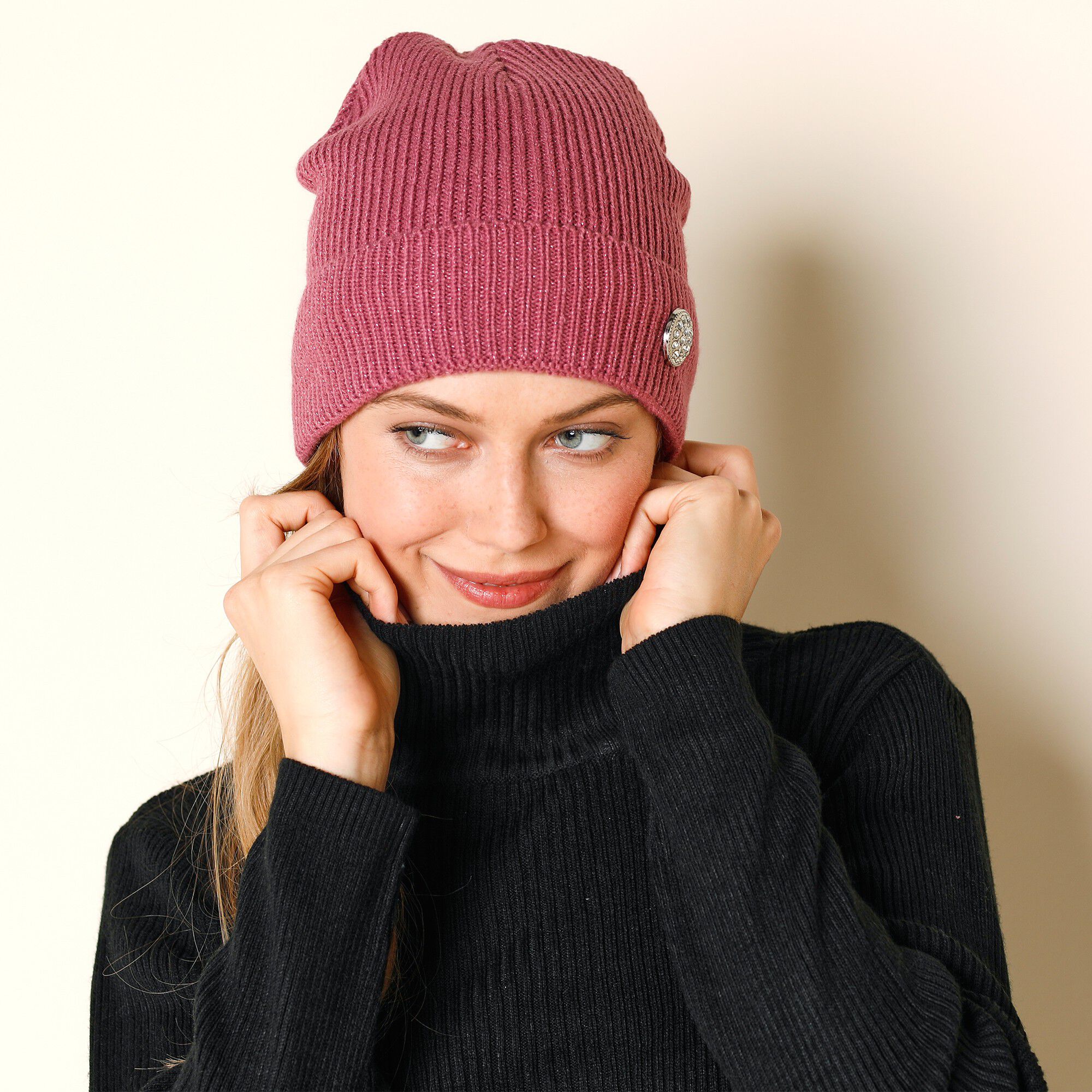 Bonnet bouton bijou