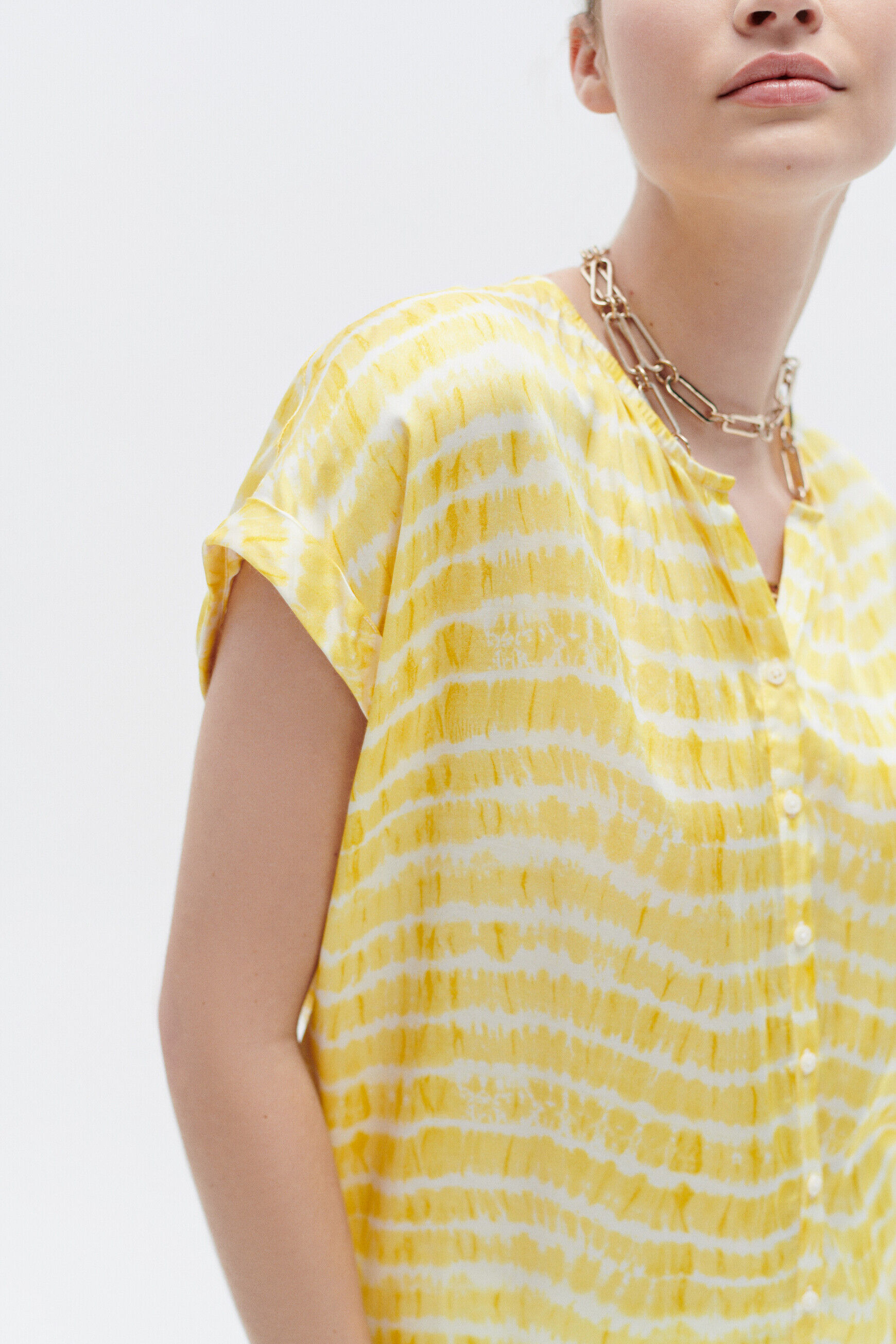 Chemise colombes jaune femme