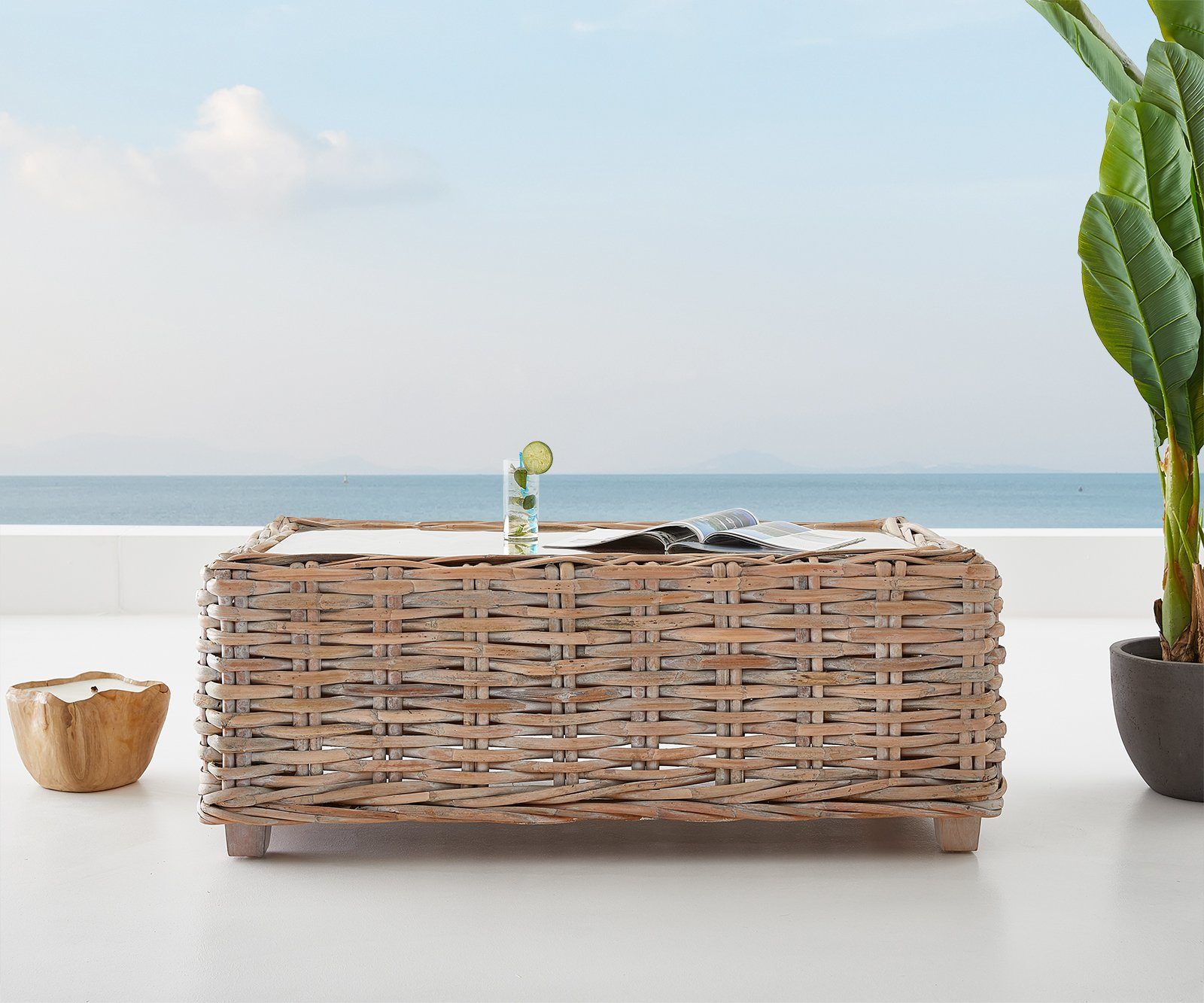 DELIFE Loungesofa Nizza, Rattan white washed 133x73 cm Glasplatte Loungetisch