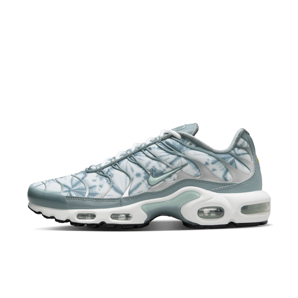 Nike Air Max Plus FV0394-300 / grün