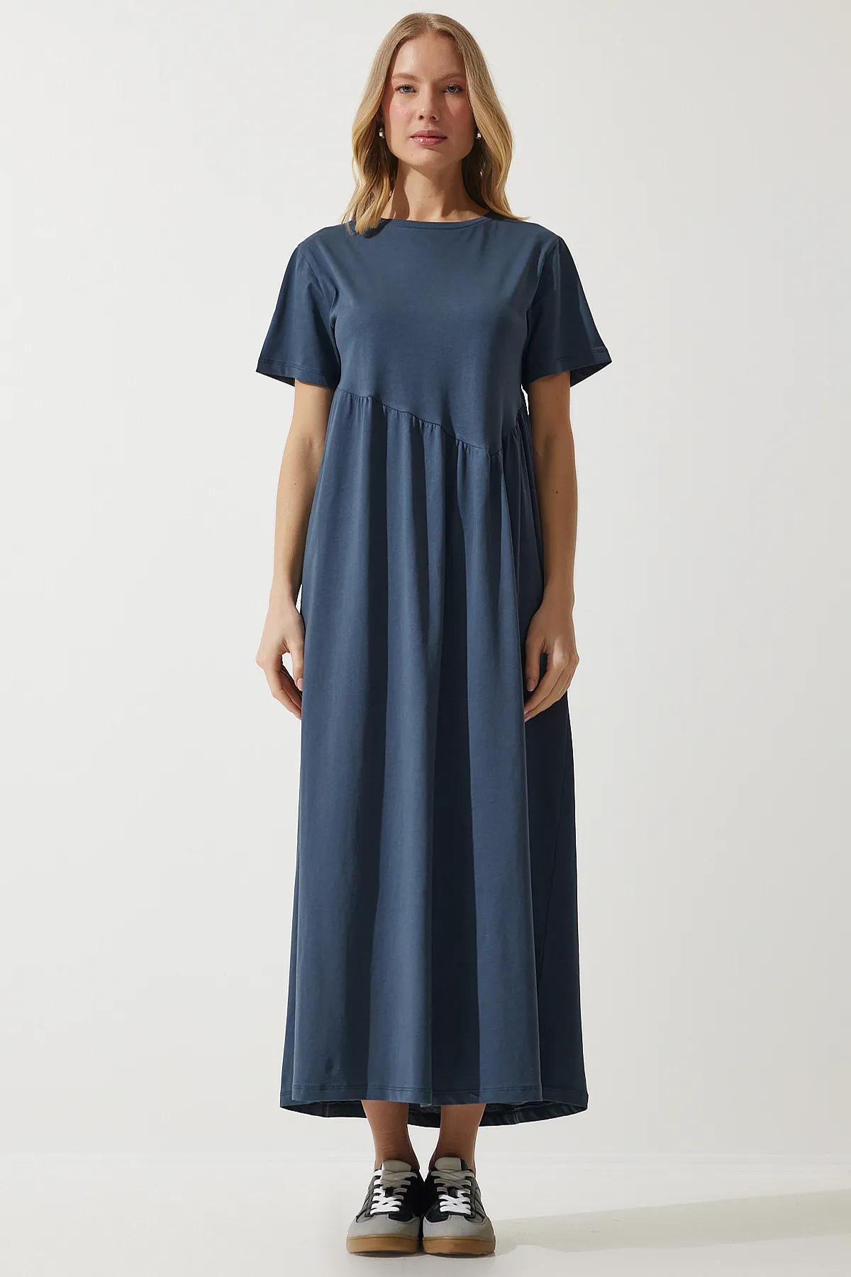 Happiness İstanbul  Geräuchertes, gerafftes, langes Strickkleid für Damen MC00272
