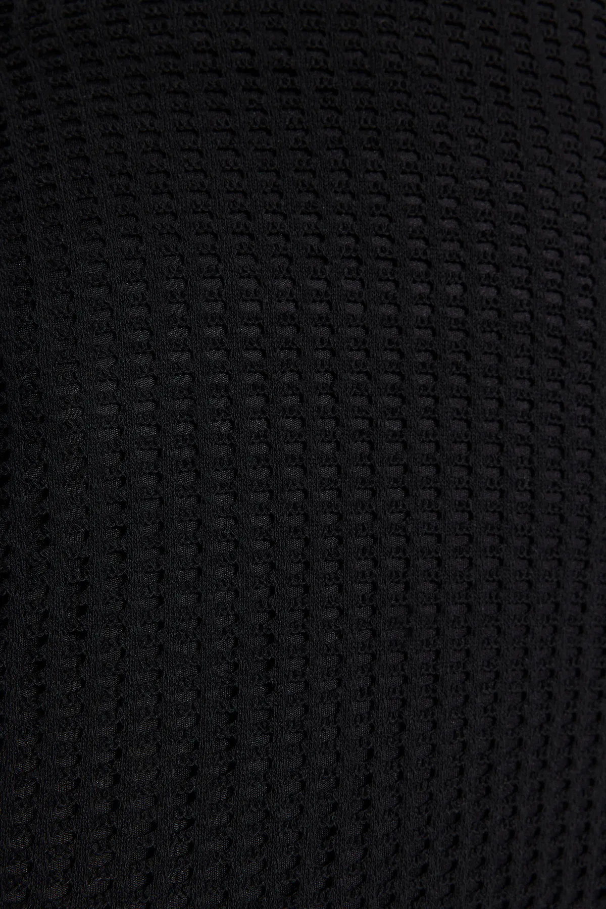 Trendyol Collection  Schwarzer Midi-Strickrock aus gefüttertem Netzstoff mit hoher Taille TWOSS23ET00379