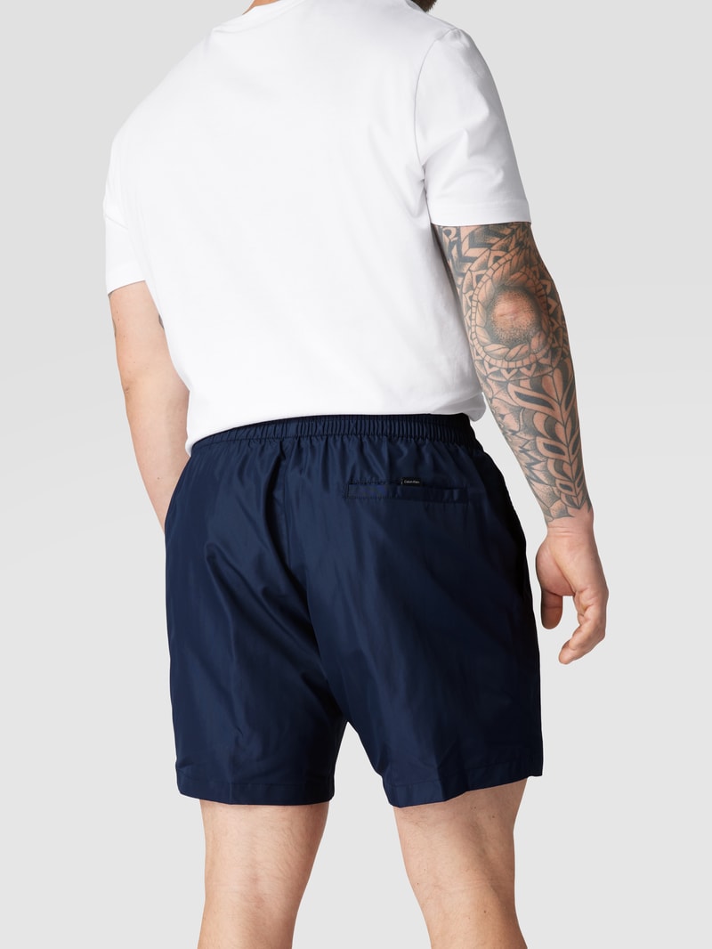 PLUS SIZE Badehose mit Label-Patch in royalblau