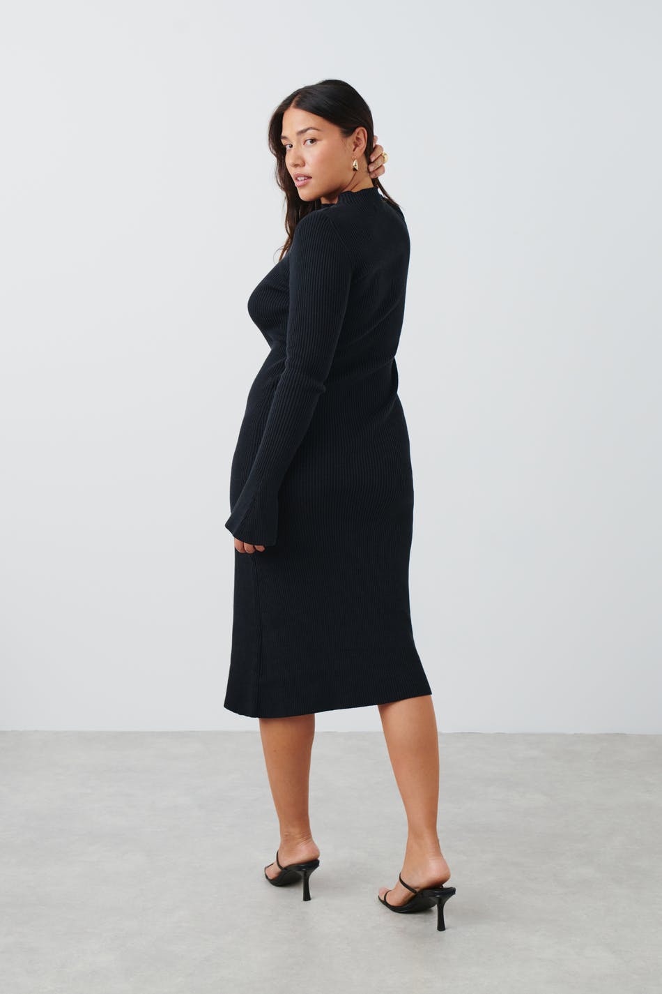 Midi knitted dress