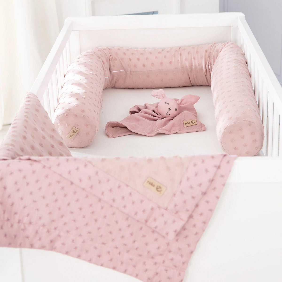 Geschenkset Lil Planet, rosa - Bettschlange, Babydecke + Häschen-Schmusetuch