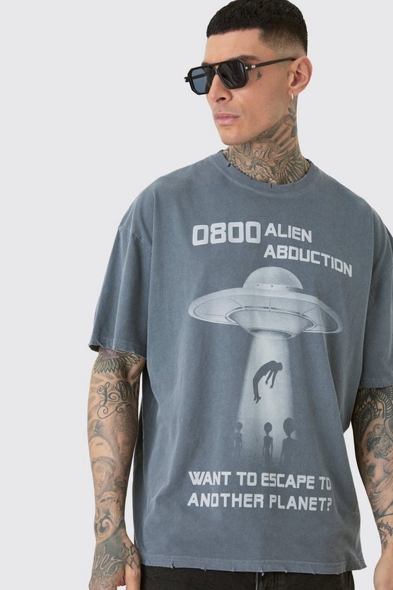 Tall zerrissenes Oversize T-Shirt mit Alien-Print
