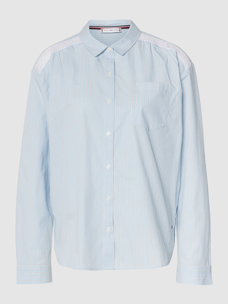 Pyjama-Oberteil mit Streifenmuster Modell 'STRIPE TOP' in hellblau