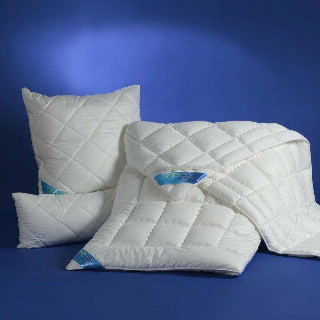 Einziehdecke, Schlafmond Medicus Clean Ganzjahresdecke, Schlafmond, Füllung: 100 % Polyester, silikonisierte Hohlfaser Schlafmond HYPER-WASH, Bezug: 100 % Baumwolle-Perkal, Soft-Ausführung