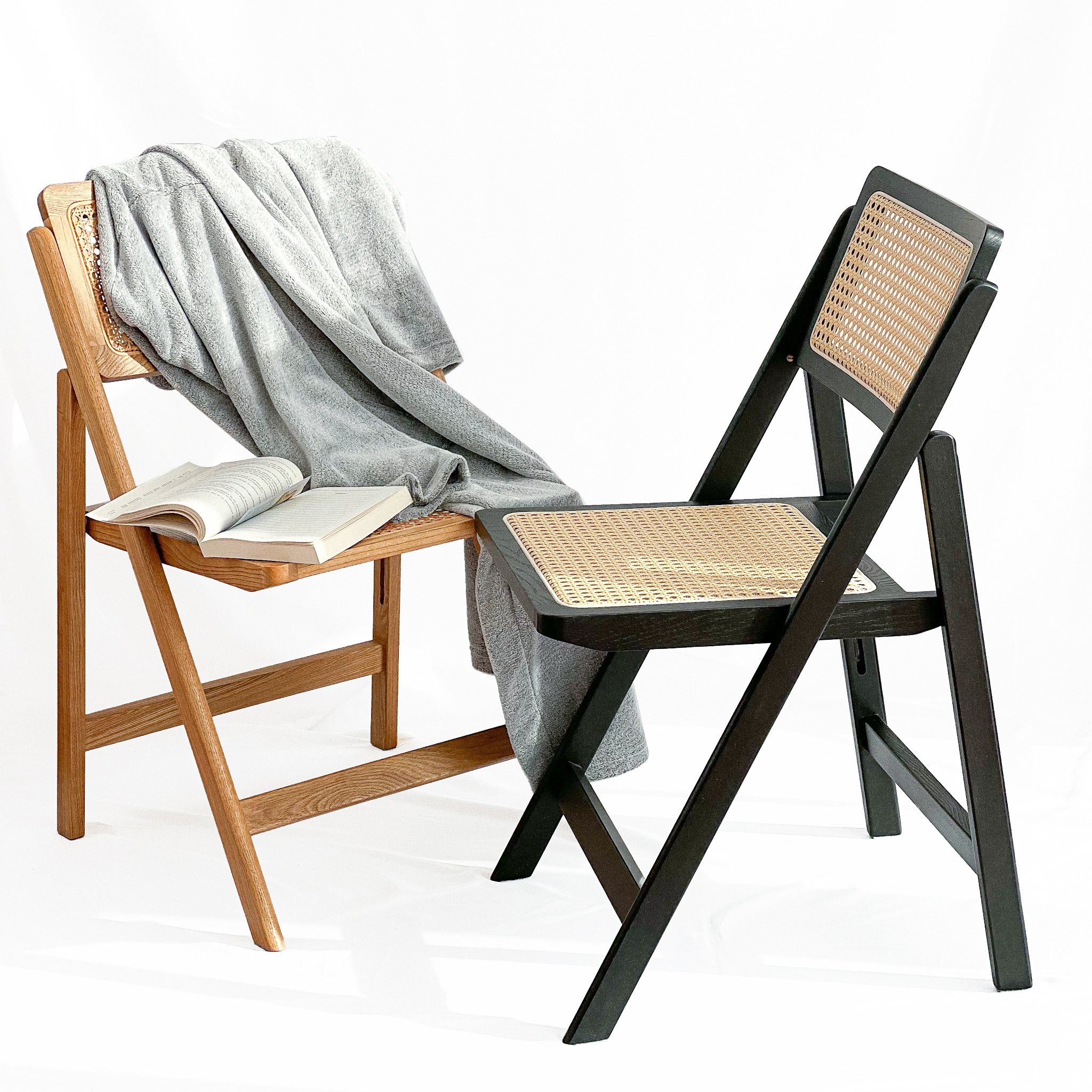 LIM HOME Klappstuhl TB000 (Packung, 1 St), Gestell aus Massivholz, Sitzfläche aus Rattan