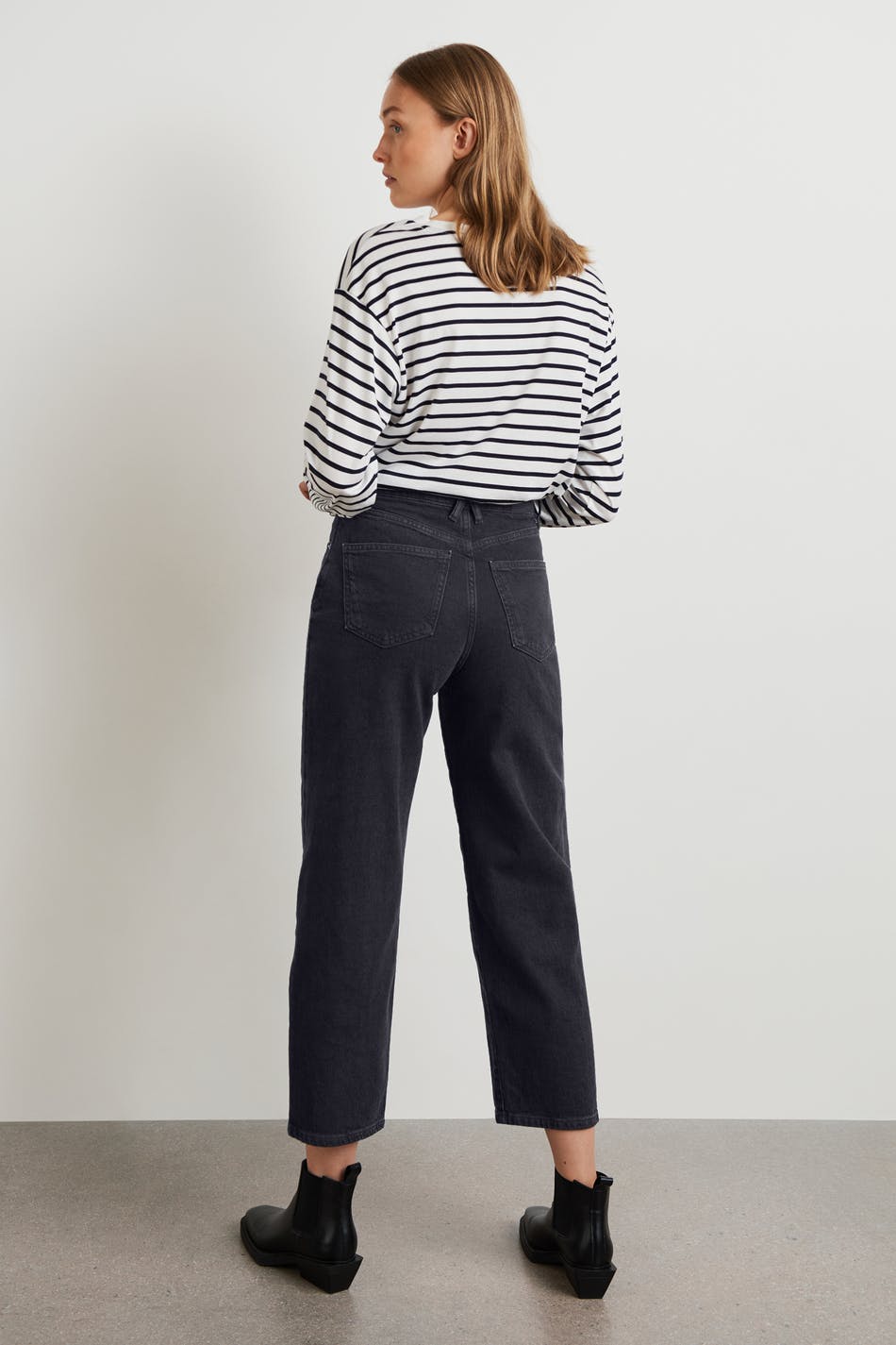 Comfy straight jeans