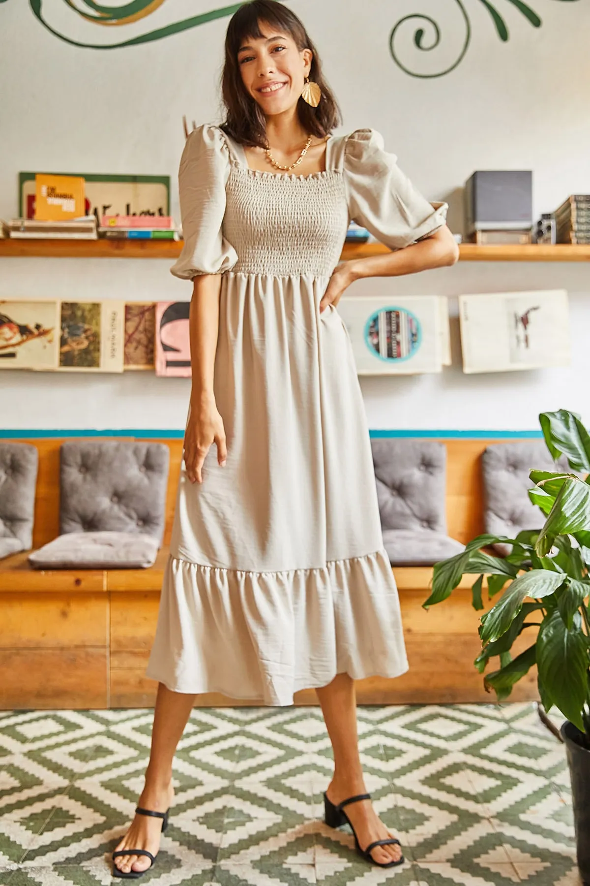 Olalook  Bodrum-Kleid mit Gimped-Quadratkragen für Damen mit Steinoberteil ELB-19001557