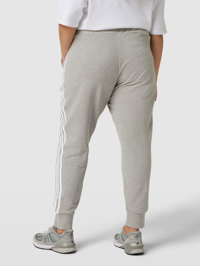 Sweatpants mit Label-Stitching in mittelgrau meliert