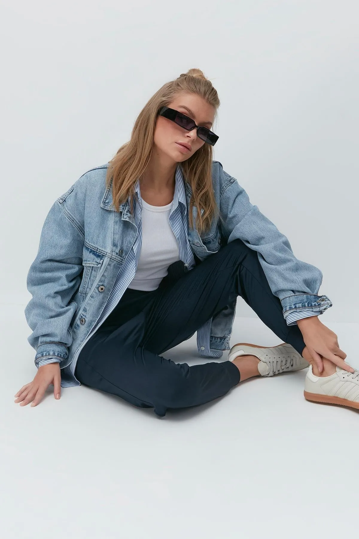 C&City  Jogginghose mit hoher Taille und Bündchen am Bein 811 Smoked
