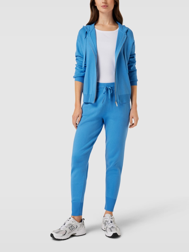 Sweatpants mit seitlichen Eingrifftaschen in blau