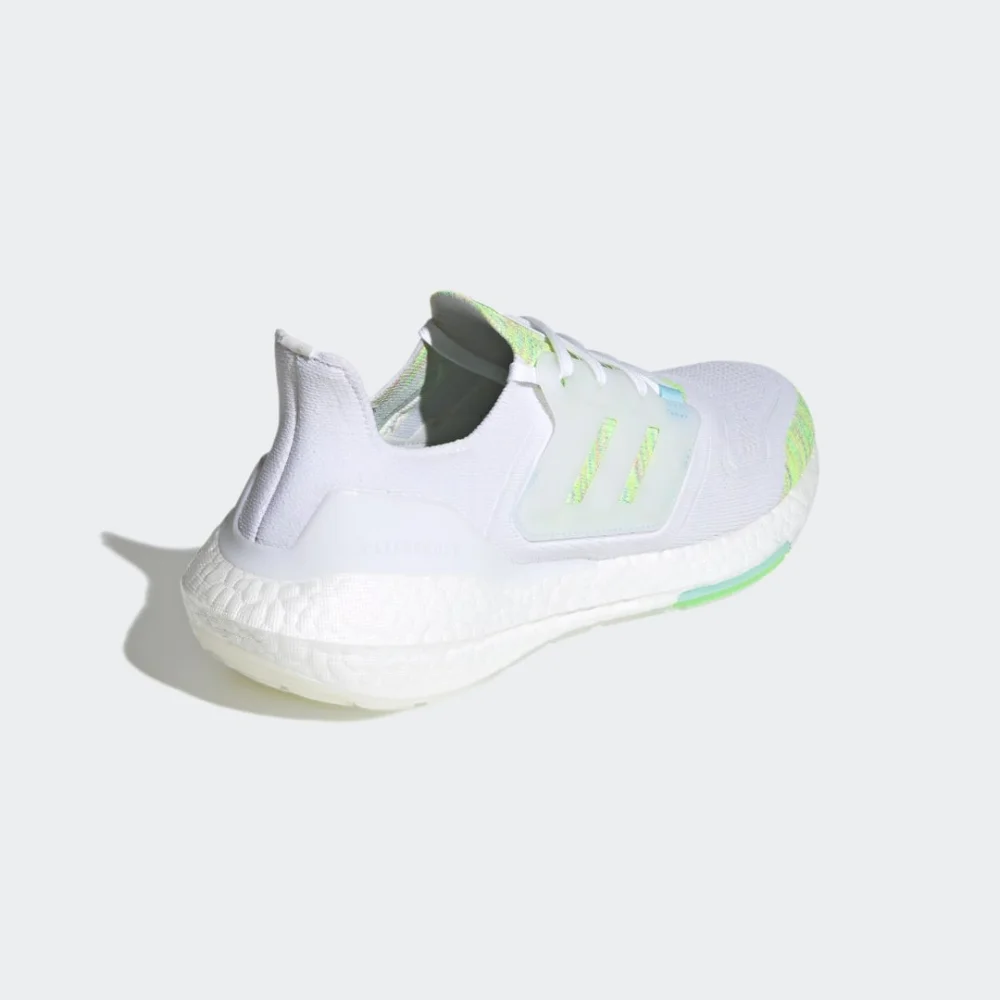 adidas Ultraboost 22 GX5913 / weiss