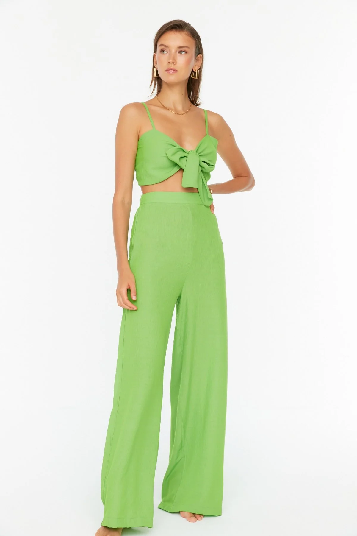 Trendyol Collection  Grüner gewebter Blusen-Hosenanzug mit Bindeband TBESS22AU0108