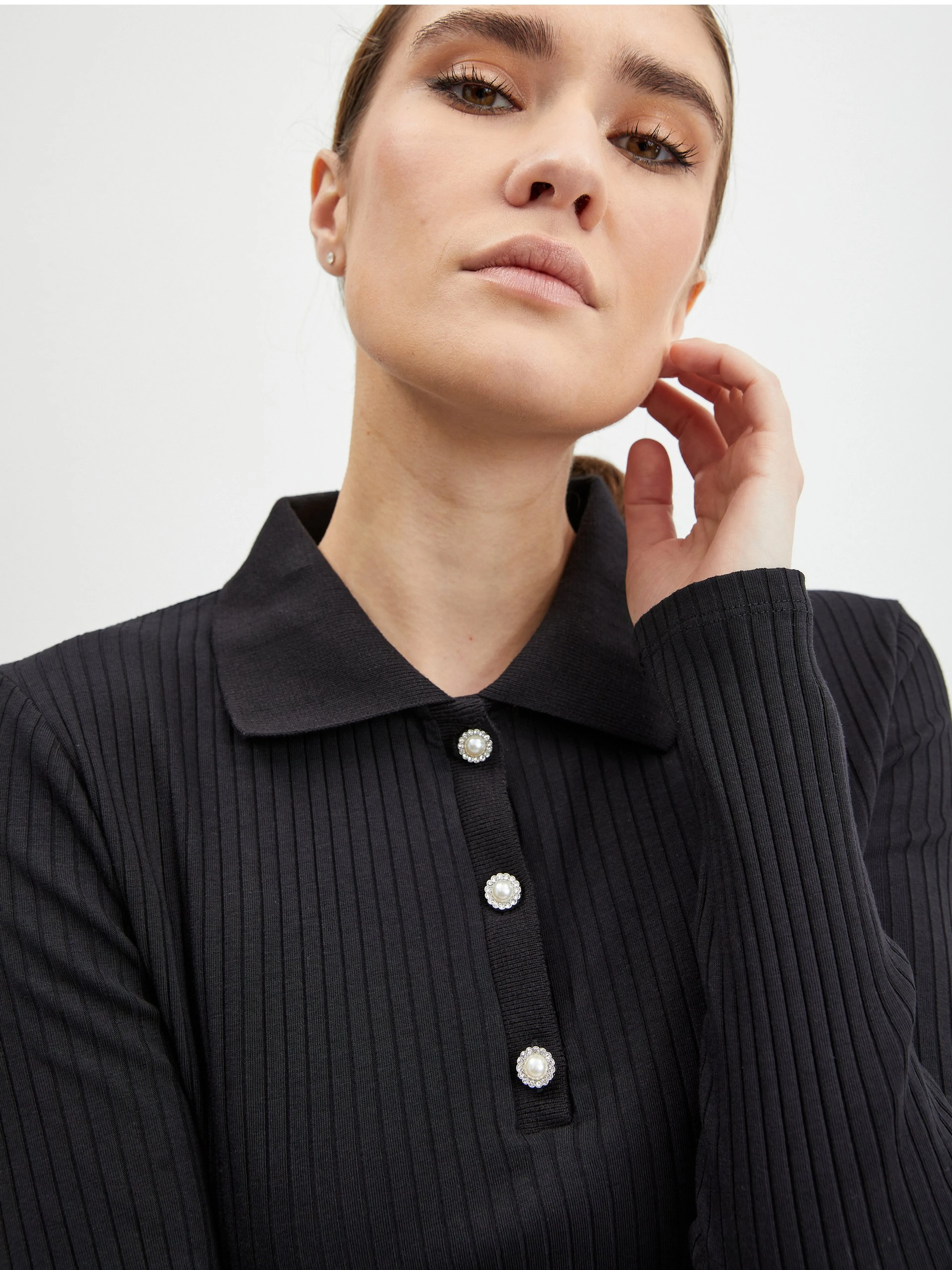 Schwarzes geripptes Damen Poloshirt ORSAY