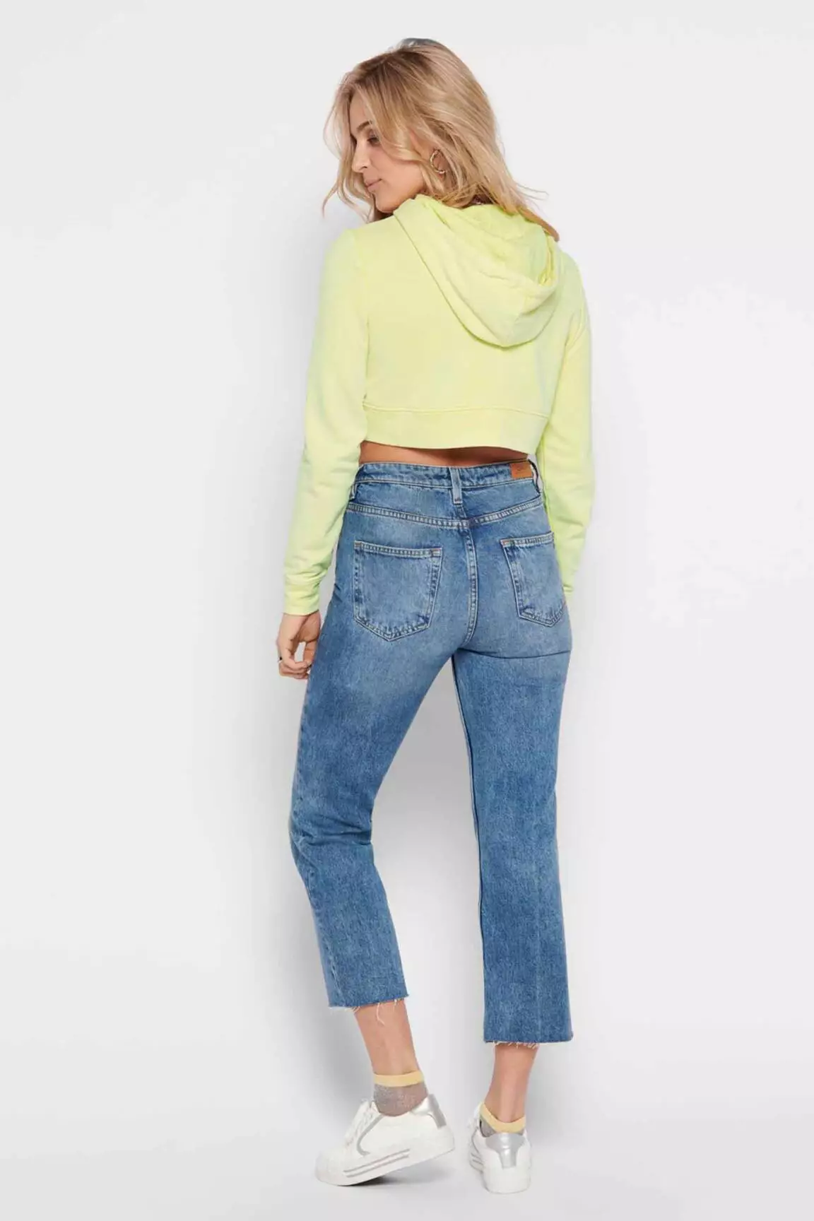 Only Sweat Capuche Femme couleur jaune