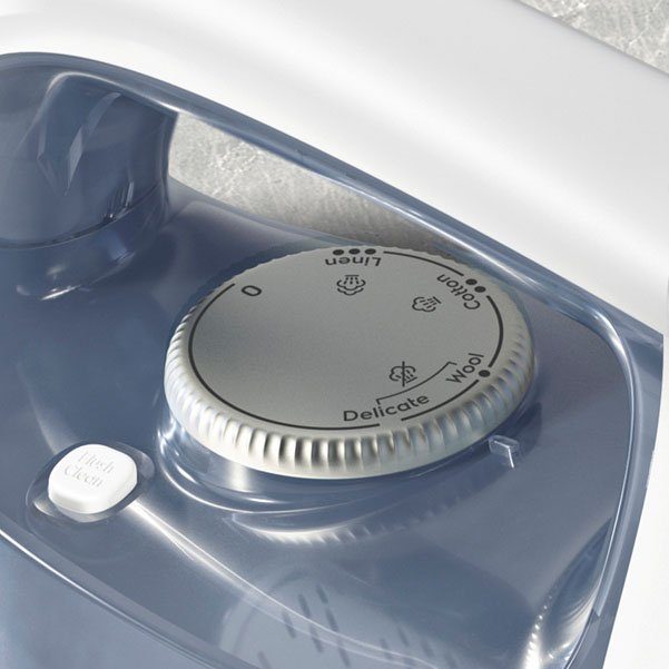AEG Dampfbügeleisen SI7-1-4WB DELICATE 7000, 2300 W, Filtration mit Anti-Kalk-Patrone