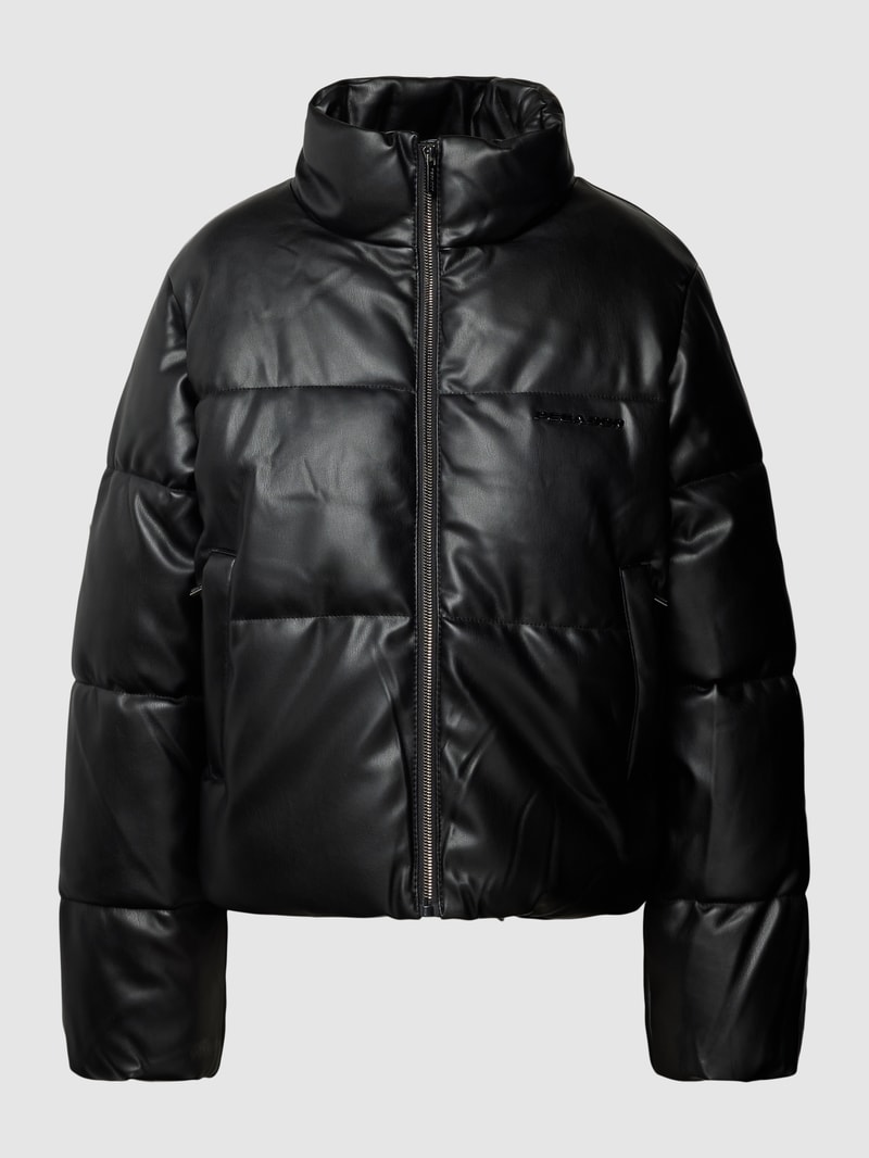 Steppjacke mit Stehkragen in schwarz