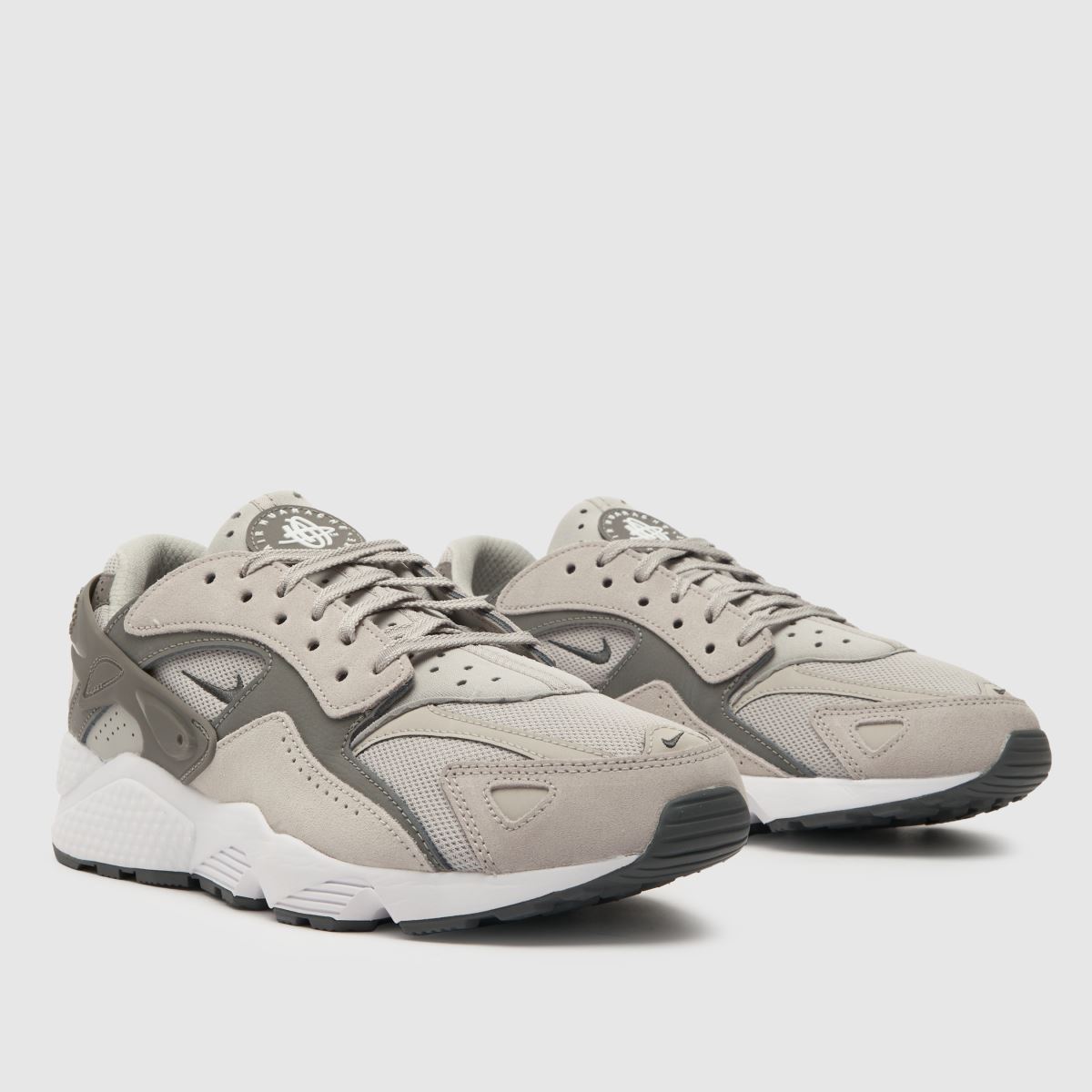 Temno sivi športni copati Nike Huarache Runner