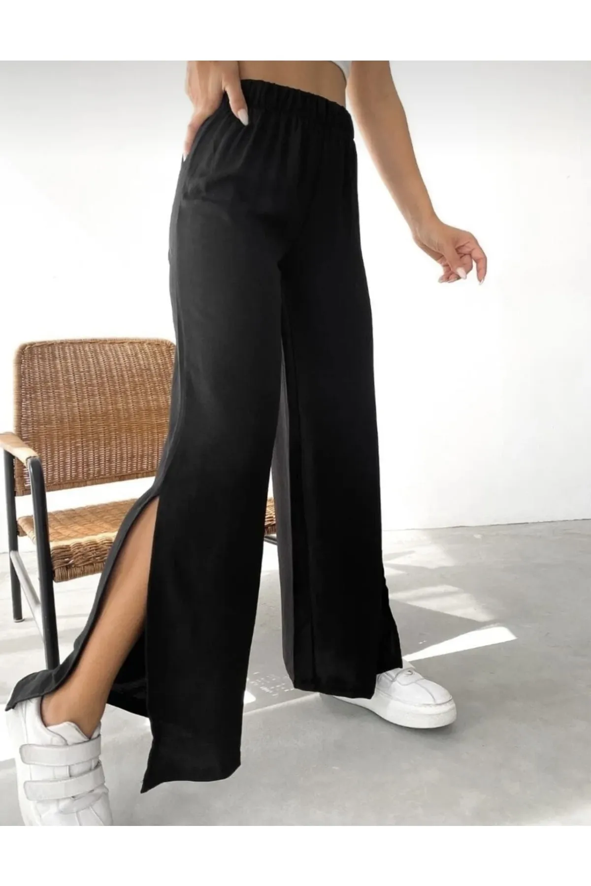 MOONBULL  Damenhose mit seitlichem Schlitz