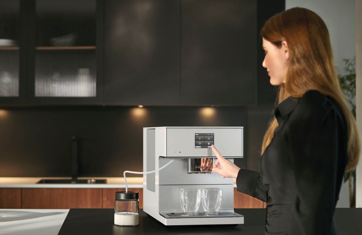 Miele Kaffeevollautomat CM7350 CoffeePassion, inkl. Milchgefäß, Kaffeekannenfunktion