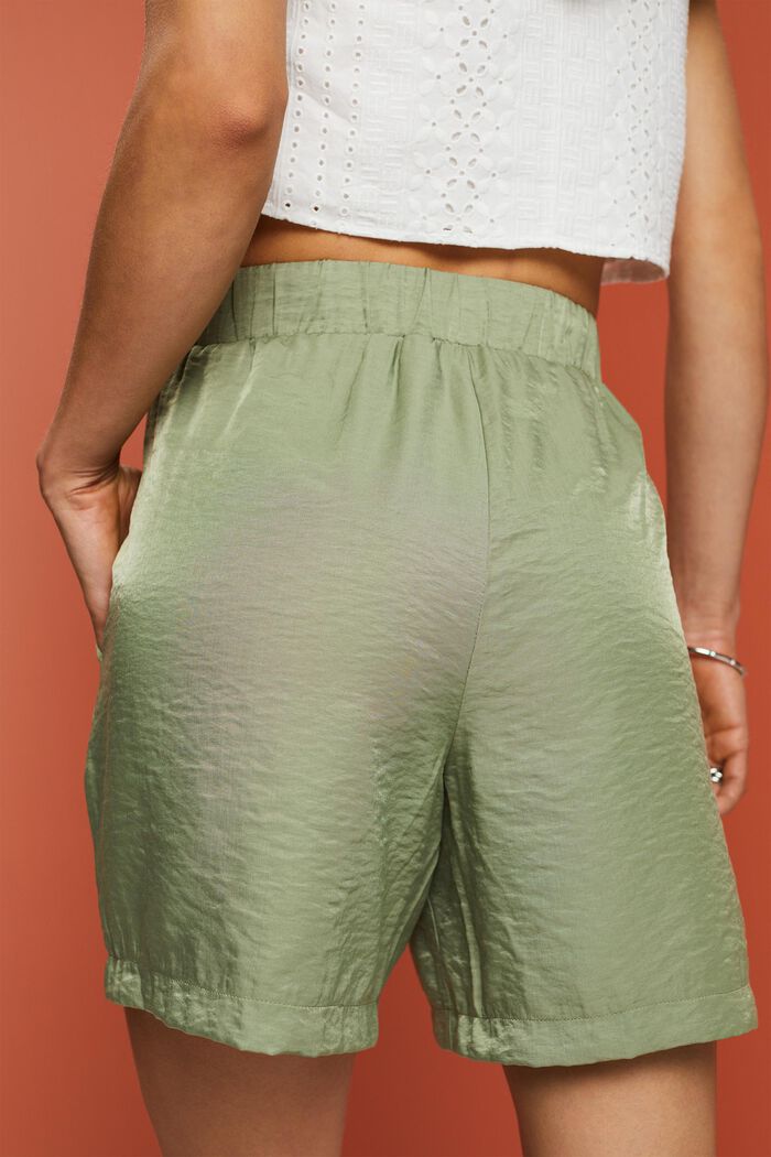Pull-on-Shorts aus Satin
