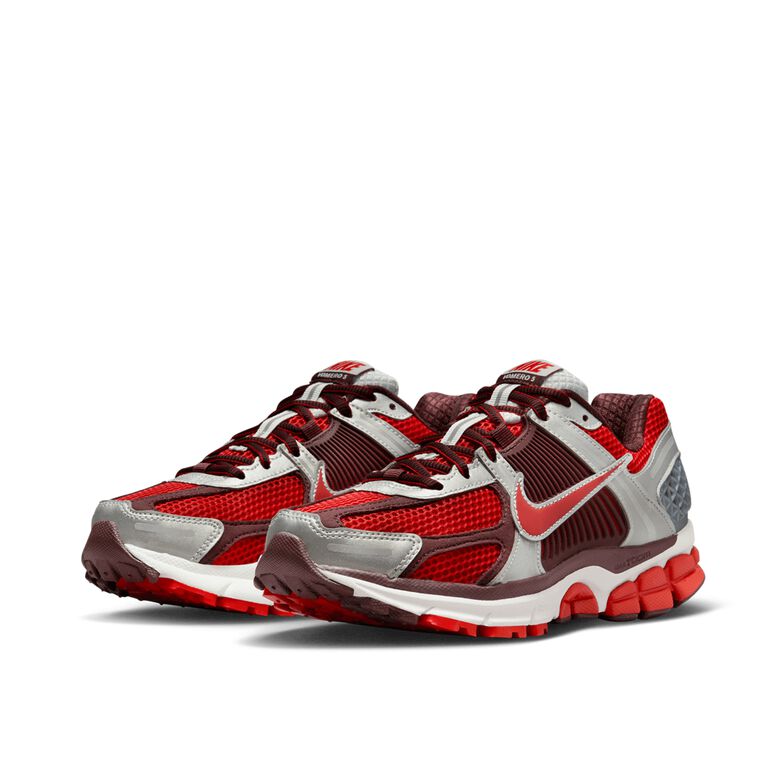 NIKE Wmns Zoom Vomero 5 ''Mystic Red'' mystic red/mystic red-mtlc platinum