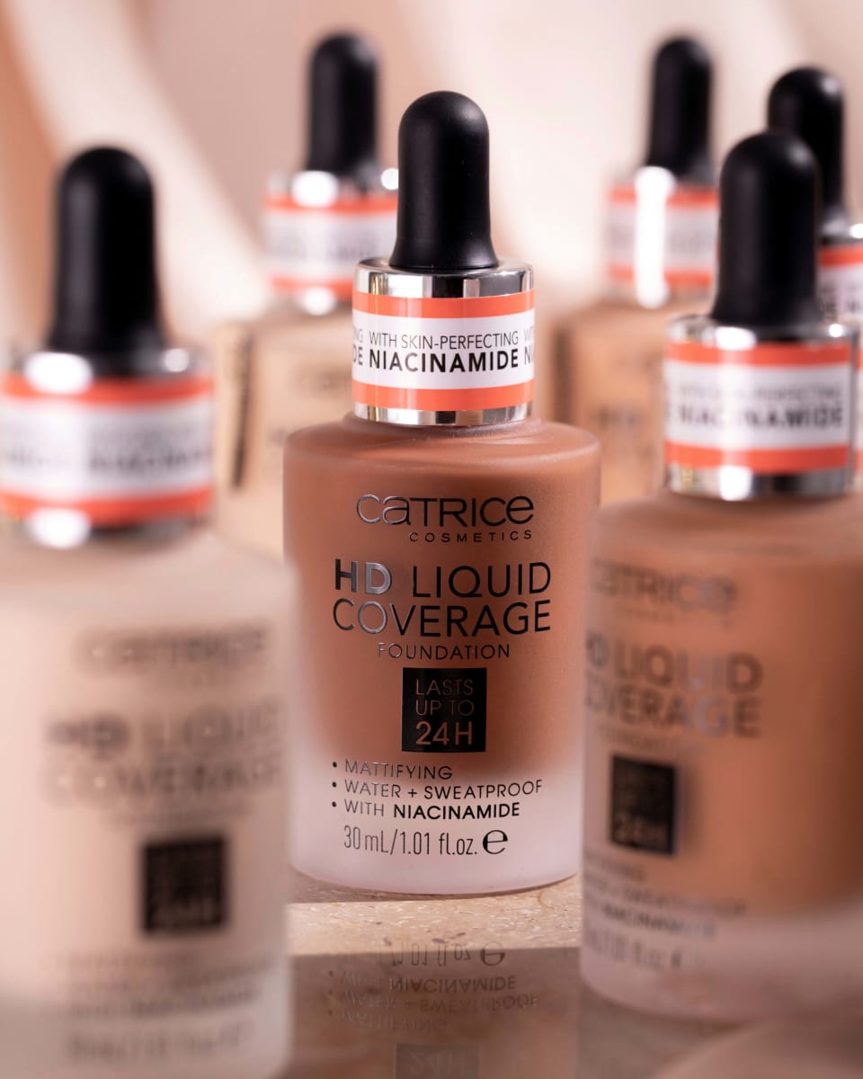 Foundation Liquid HD Coverage Waterproof 050 Rosy Ash, 30 ml