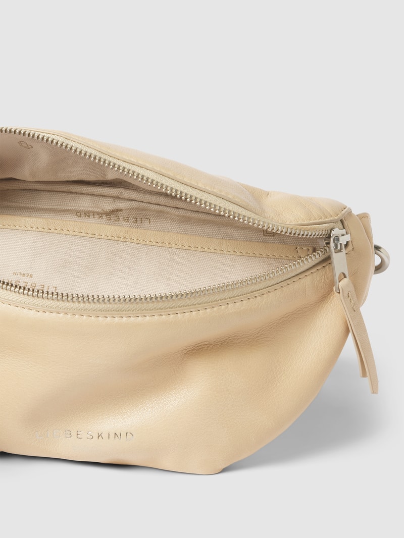 Crossbody Bag aus Leder Modell 'Tavia' in sand