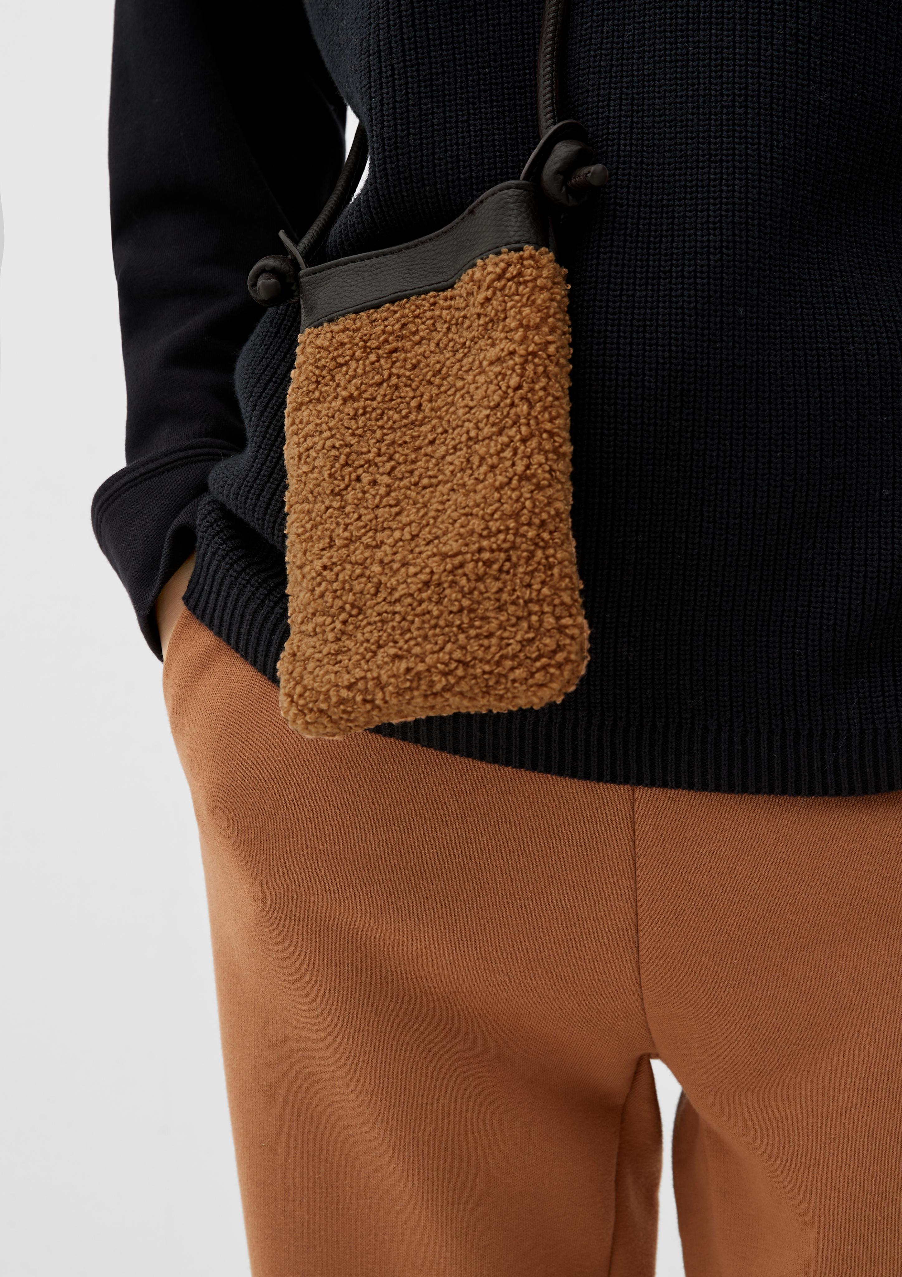 Handytasche mit Teddyplüsch  2122275-8469