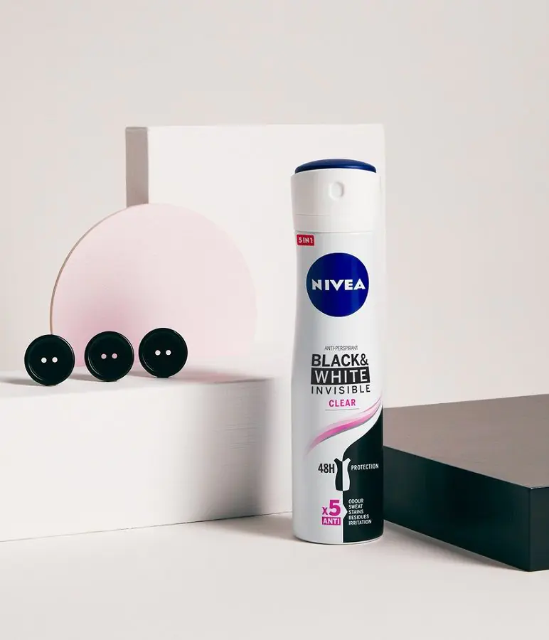 Nivea dezodorans u spreju Invisible Clear
