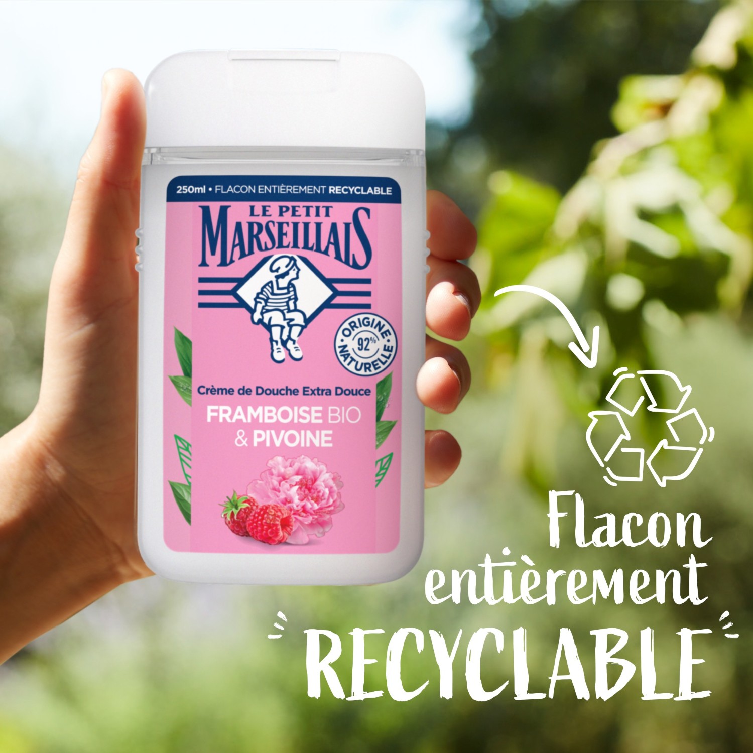Sprchový gél Le Petit Marseillais Fruity Harvest Malina/Pivoňka