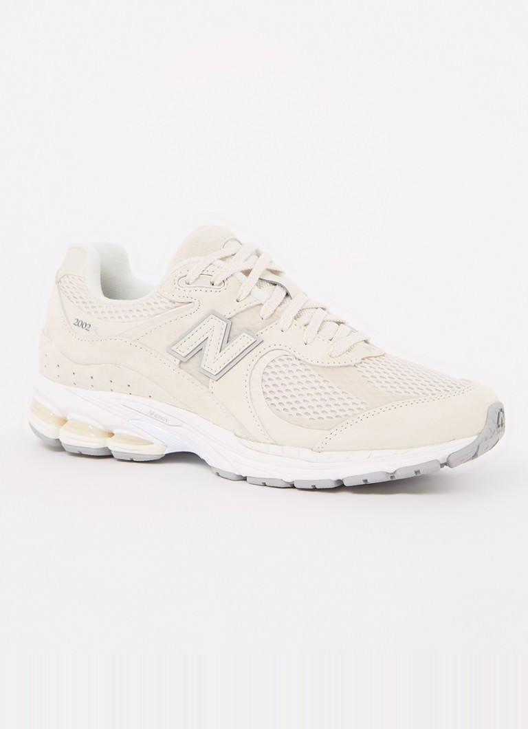 Αθλητικά παπούτσια New Balance 2002R με λεπτομέρειες από πλέγμα και σουέτ